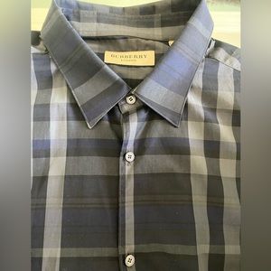 Burberry dress shirt. XL. Worn a few times. Great condition
